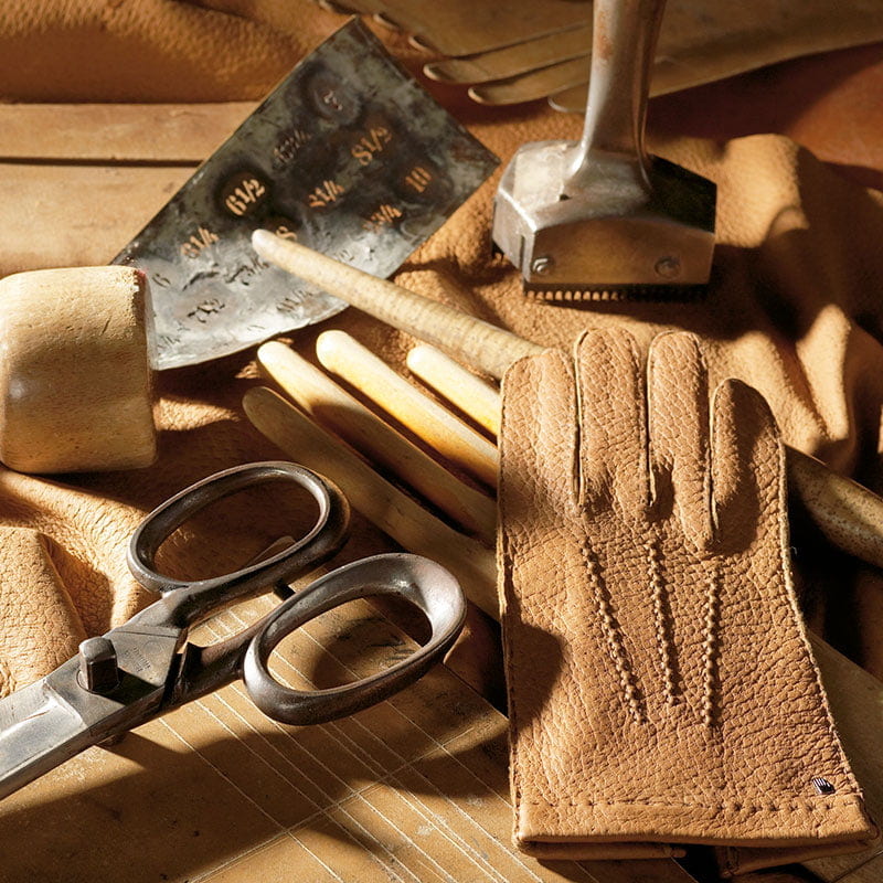 Leather utensils at Roeckl