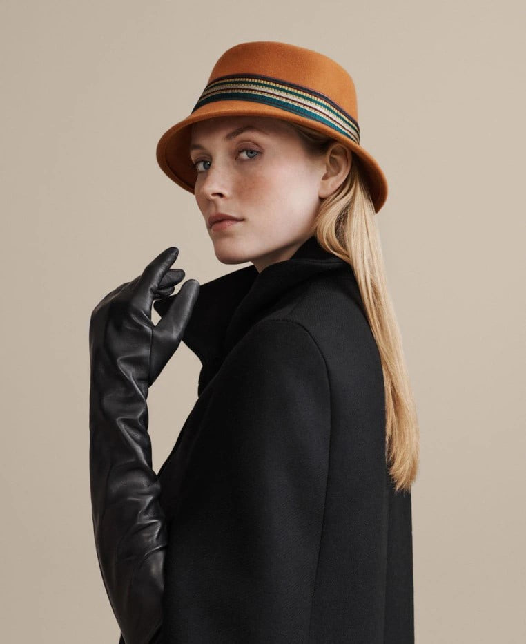 Hat Elysee in orange from wool felt