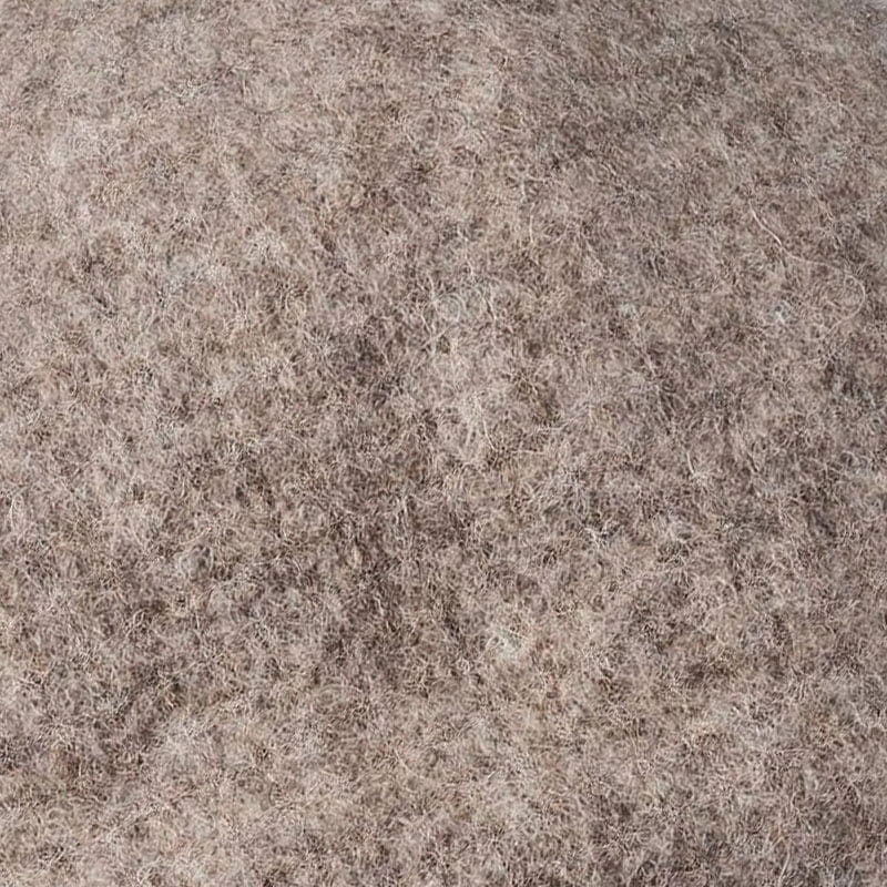 Yak wool can absorb moisture well