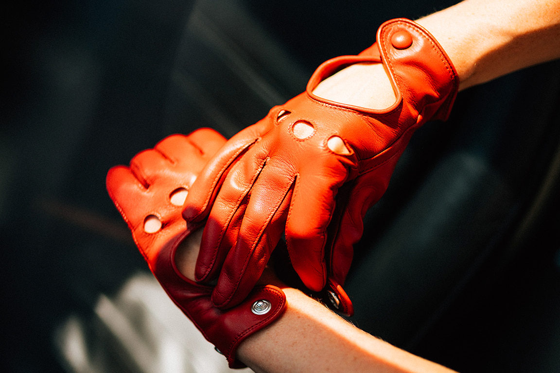 Gloves Florence in orange hair sheep nappa leather