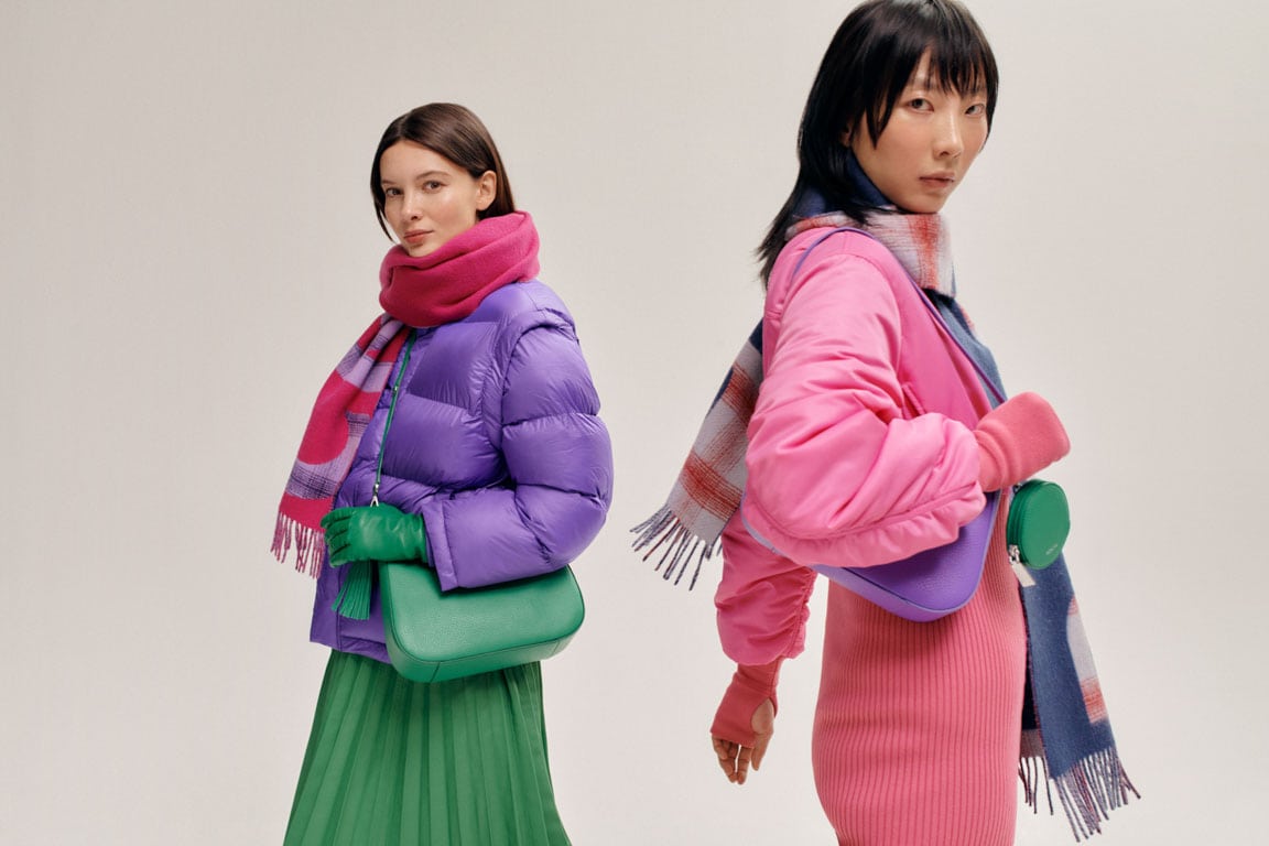 Warme Wollschals und bunte Taschen der Colour Edition in pink, lila und grün