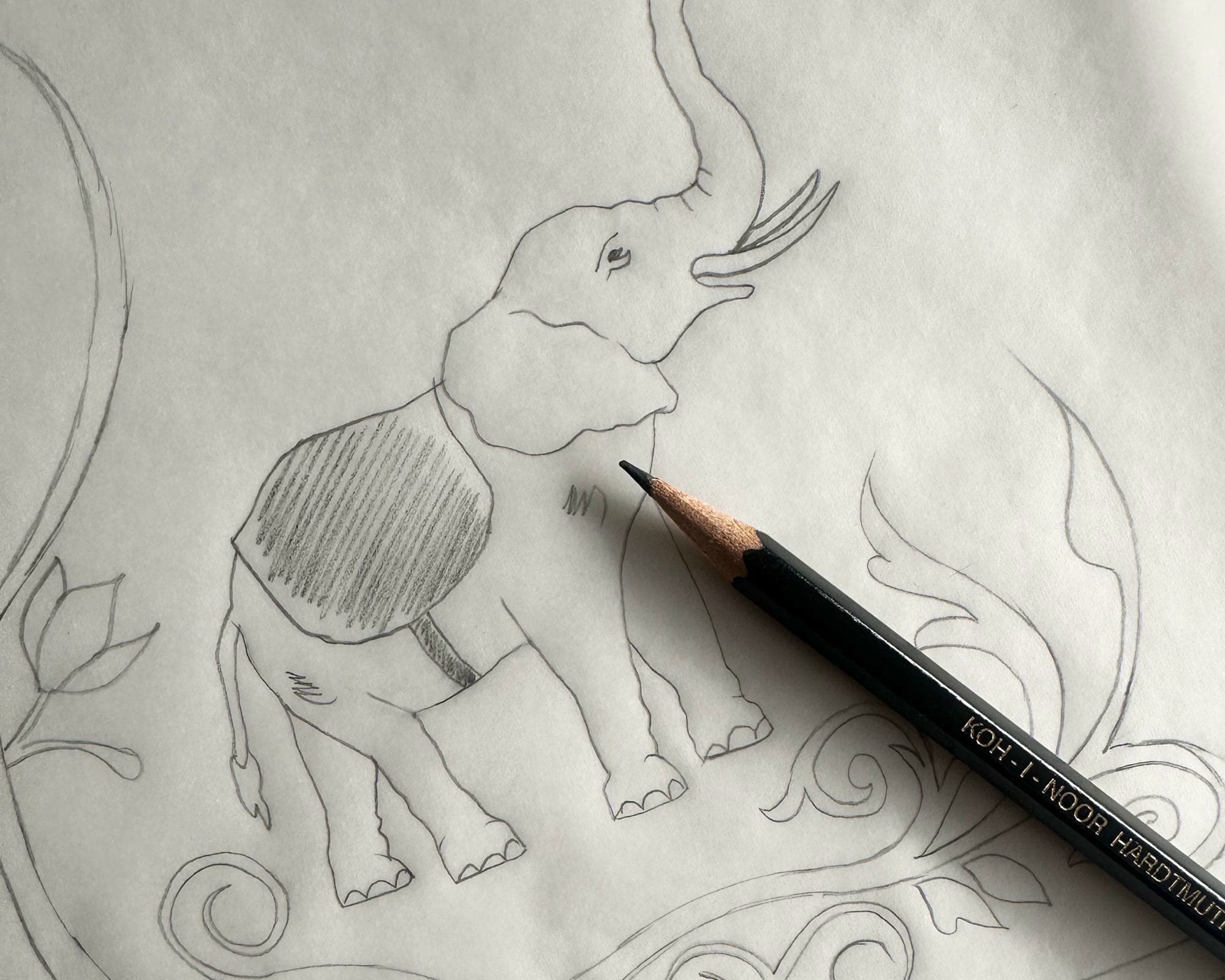 Skizze des Lucky Elephant Seidentuchs