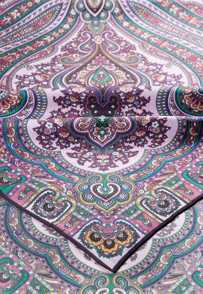 Paisley Star 90x90 - multi wine