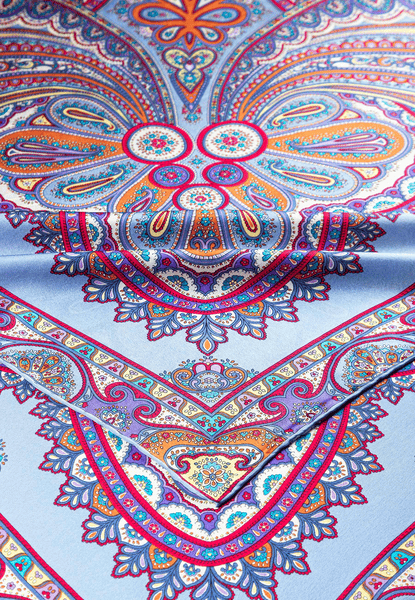 Aesthetic Paisley 140x140  - multi blue