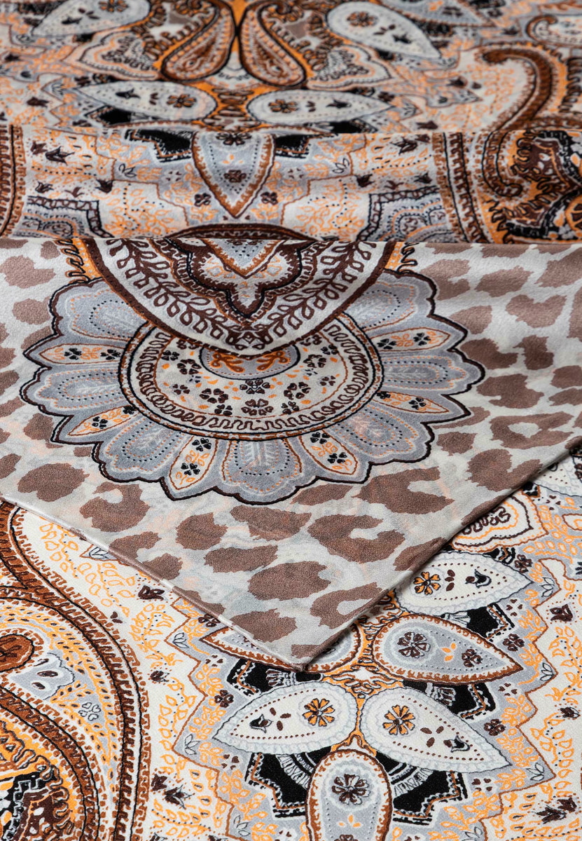 Animal Paisley 140x140  - multi camel