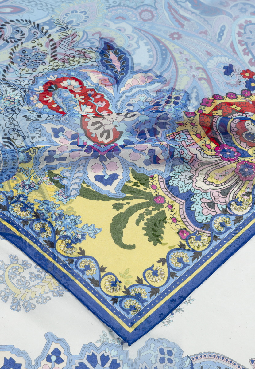 Flower Fusion 130 x 130 - multi navy
