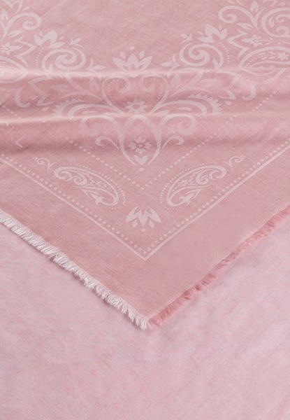 Floral Ornament 130 x 130 - rose