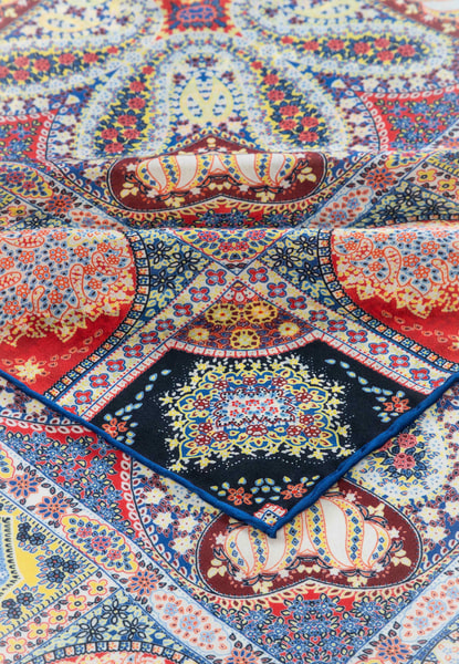 Secret Garden 140x140 - navy/red