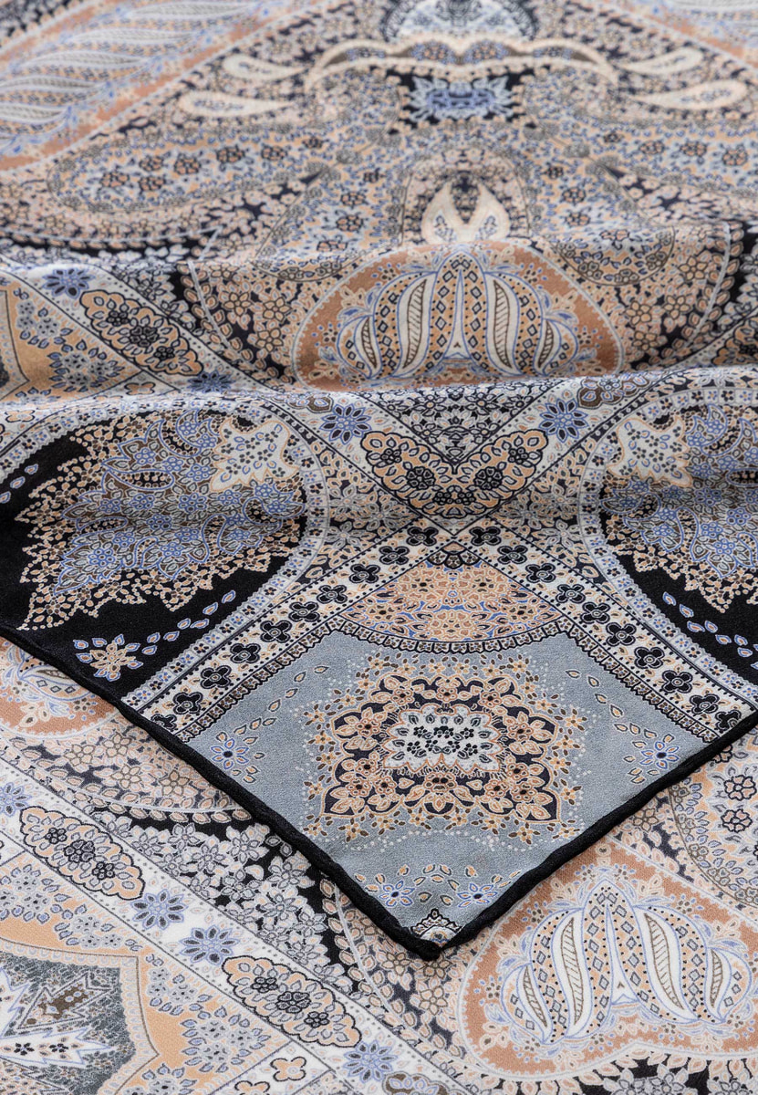 Secret Garden 140x140 - multi grey