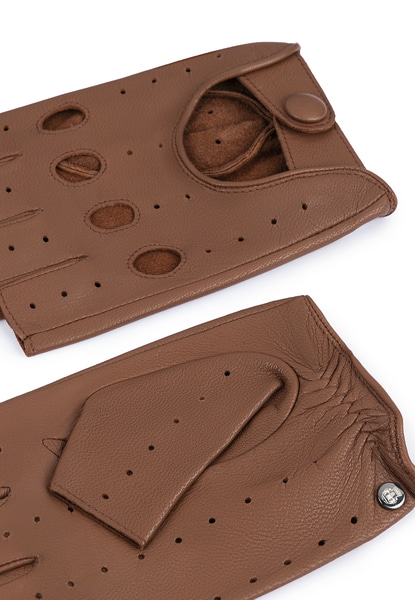 Palermo Autofahrer - saddlebrown