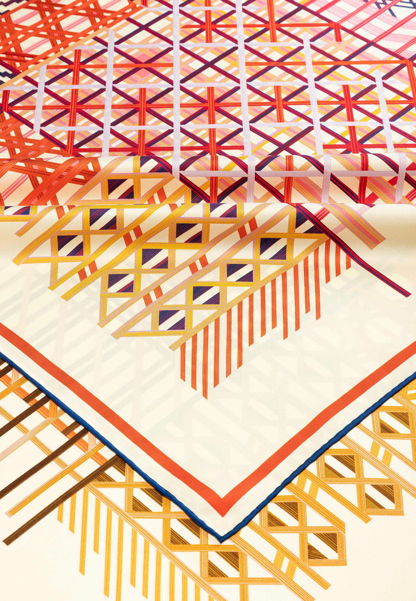Dolores 106x106 - multi amber