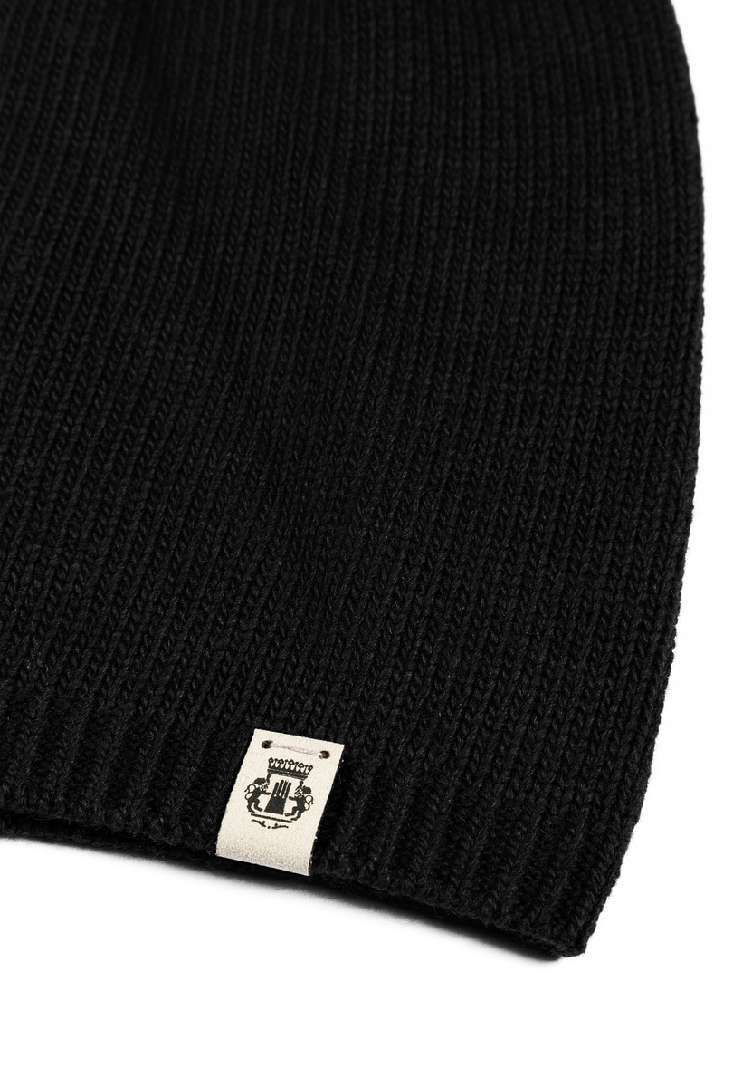 Essentials Muetze Women - black