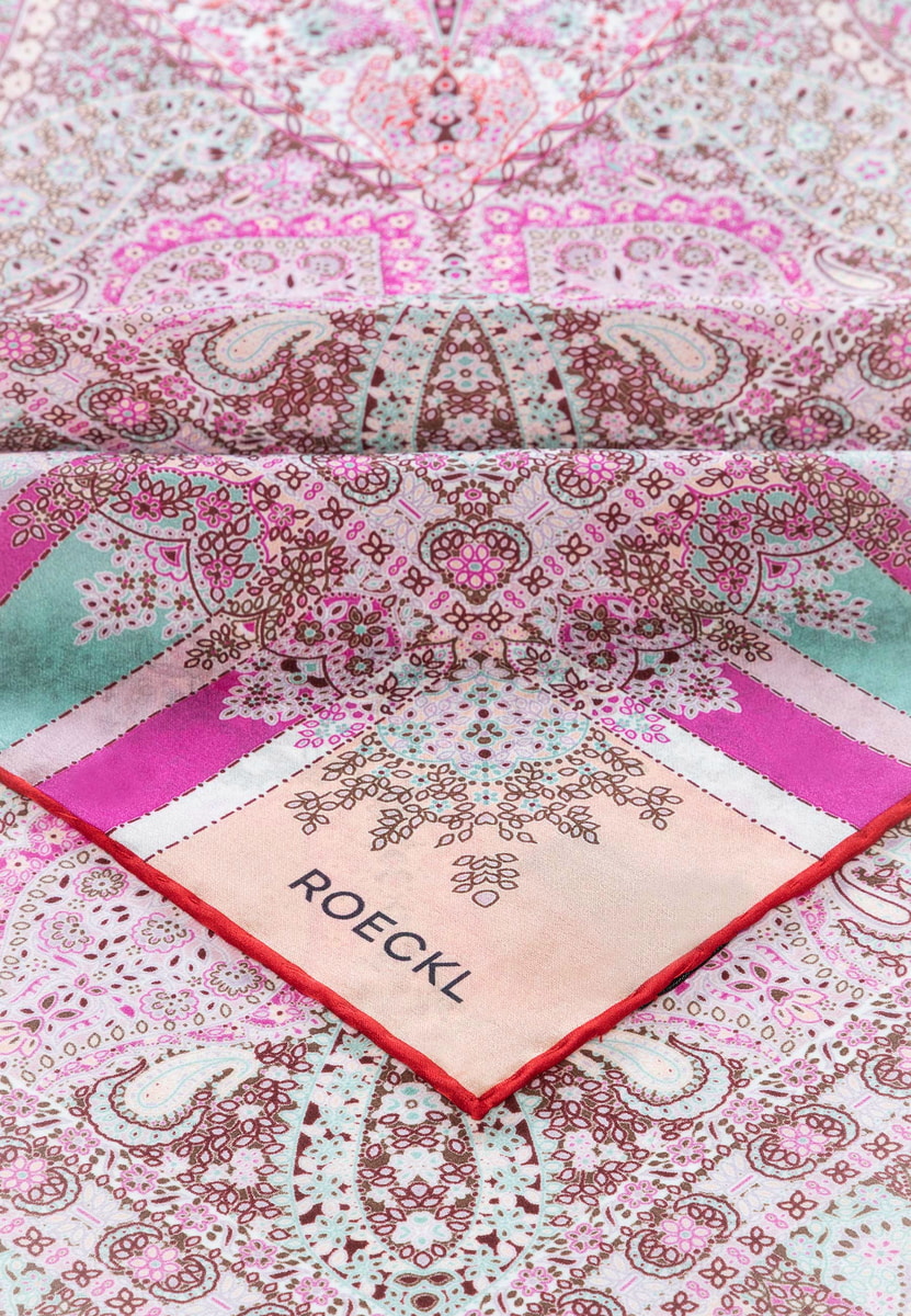 Butterfly Paisley 140x140 - multi red