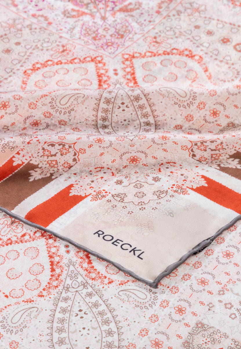 Butterfly Paisley 140x140  - rose/beige