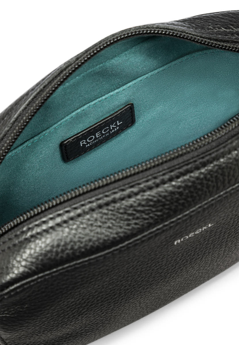 Mia small - black mystic