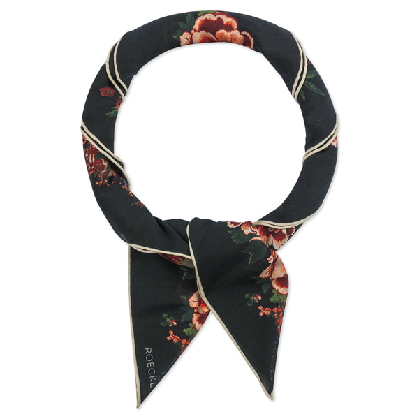 Blooming Wilderness 100x100 - multi black