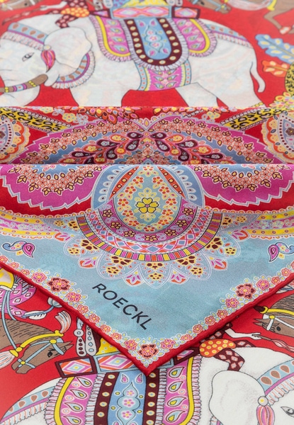 Elephant Parade Silk 140x140 - multi red