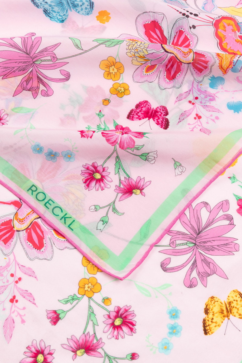 Flower Field 100 x 100 - multi rose