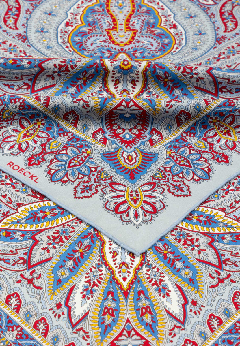 Flourishing Paisley 90x90  - multi ciel