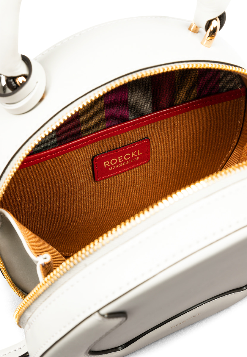 Alina Small - light stone