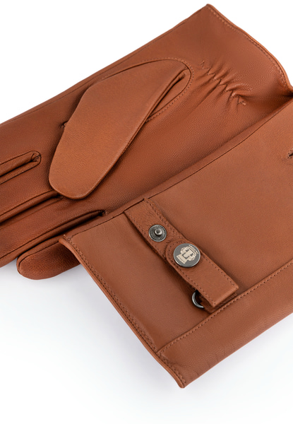 Warwick - saddlebrown