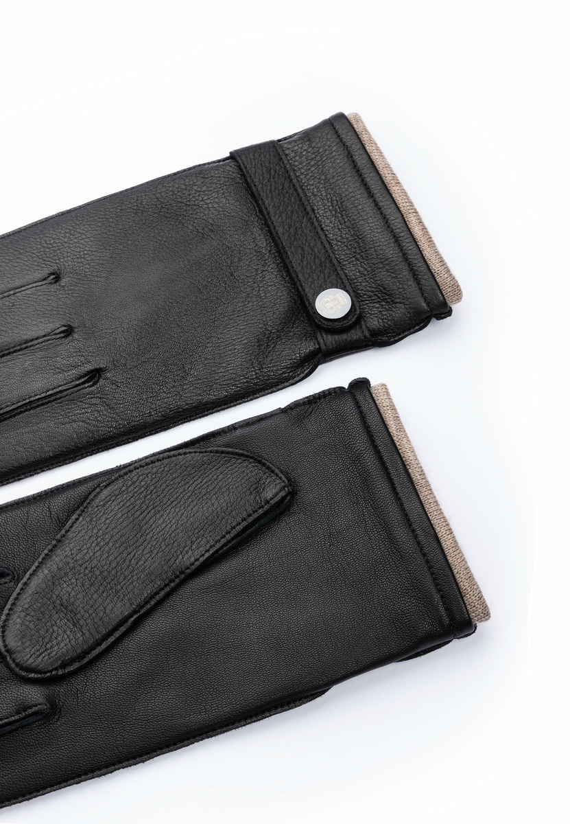 Wilhelmshaven  - black