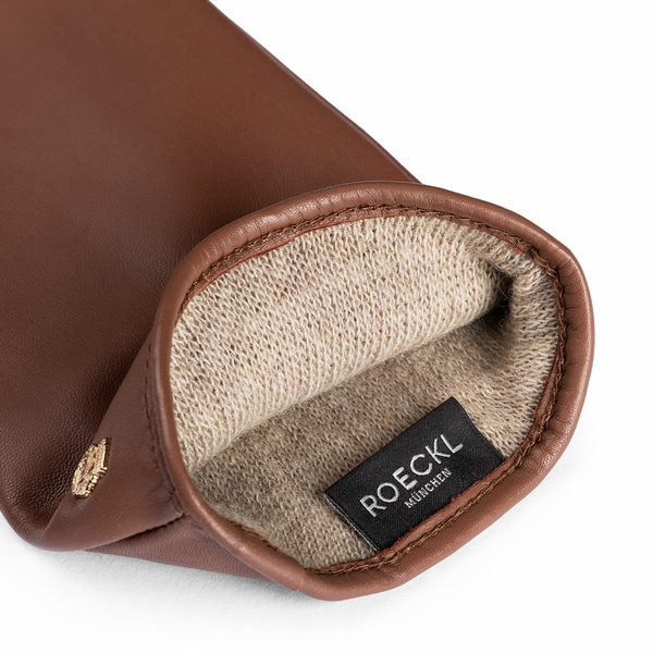 Hamburg - saddlebrown