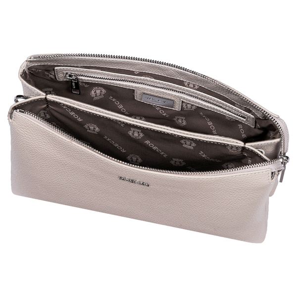 Della small - almond