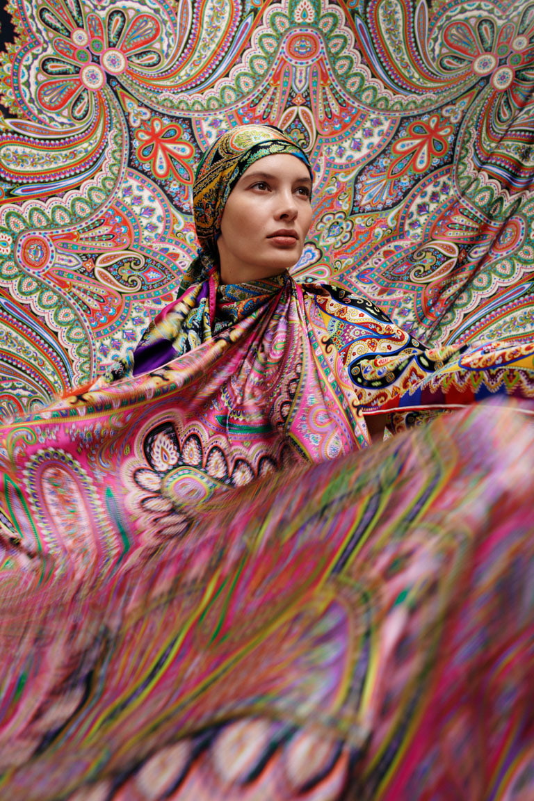 Aesthetic Paisley 140x140 - multi candy