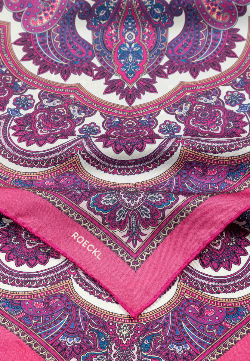 Fine Paisley 53x53  - multi hibiscus