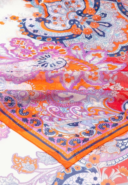 Flower Fusion 130 x 130 - multi cherry