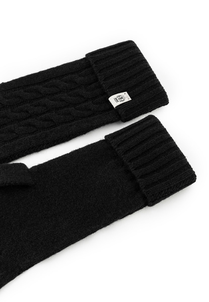 Cabled Charm Strickhandschuhe - black
