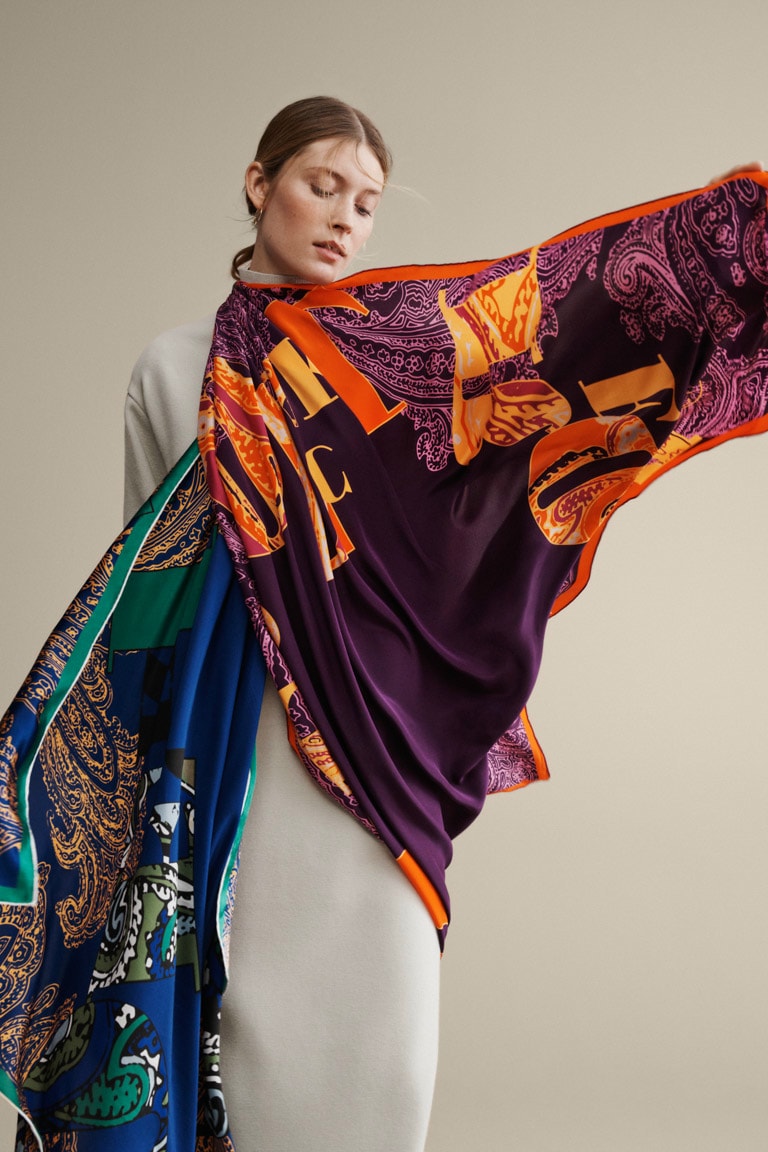 Modern Lettering 130x130 - multi plum