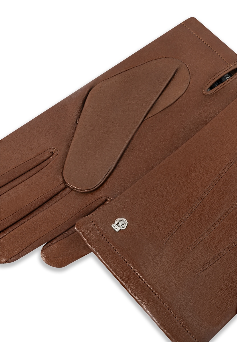 Wien - saddlebrown