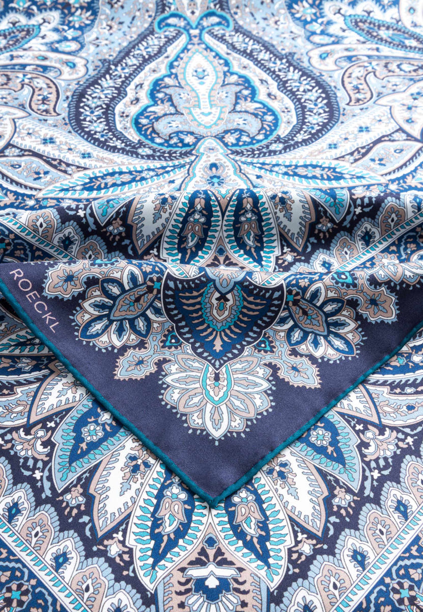 Flourishing Paisley 90x90 - multi emerald