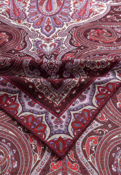 Enchanted Paisley 140x140 - multi magenta