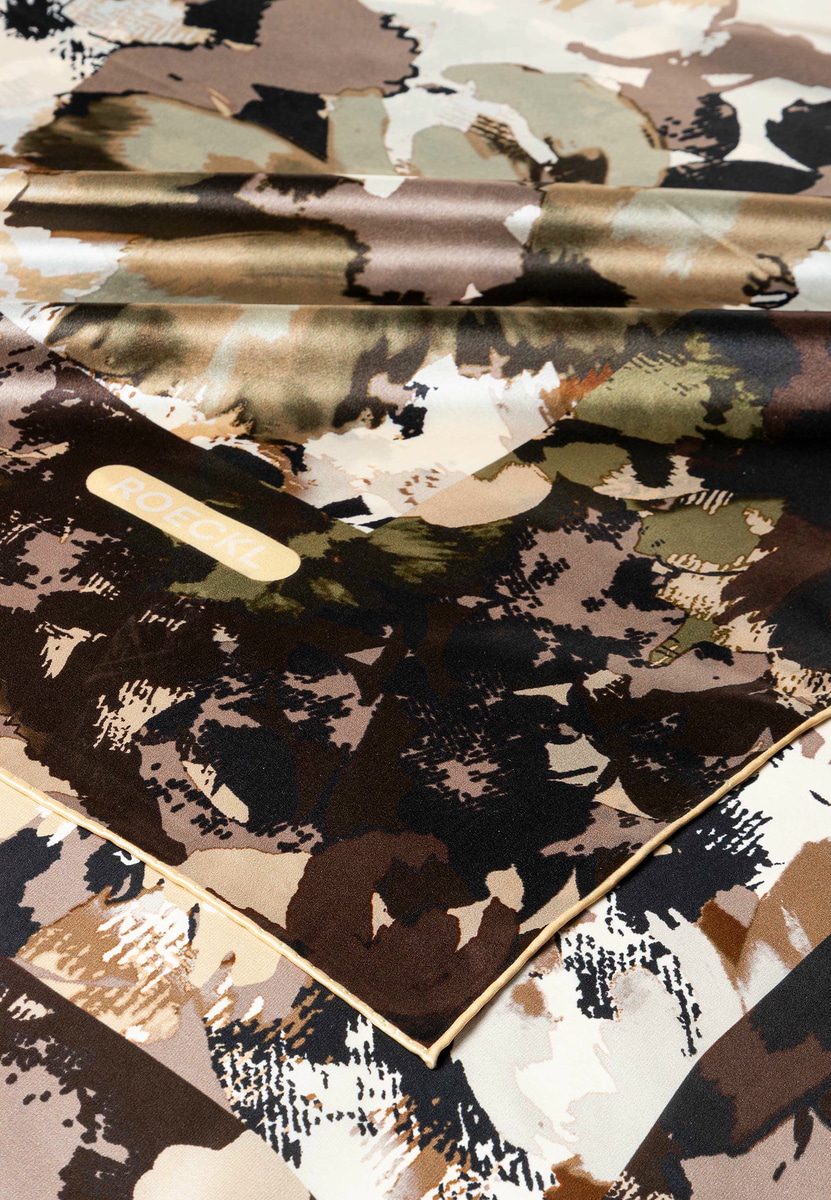 Camouflage Flowers 130x130  - multi camel