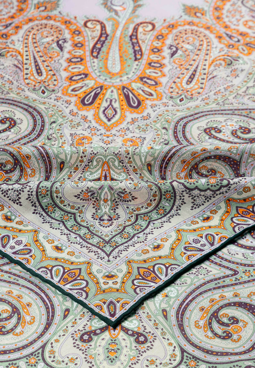 Enchanted Paisley 140x140 - multi forest