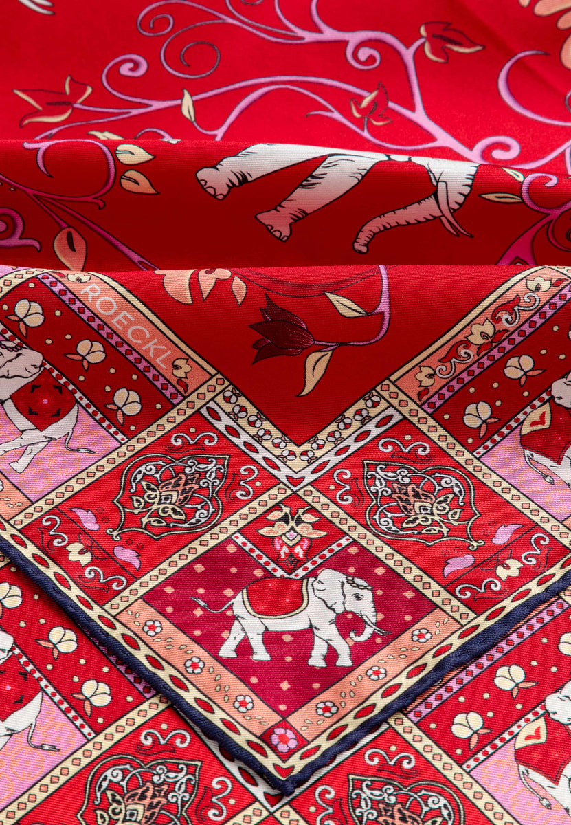 Lucky Elephant 53x53 - multi red