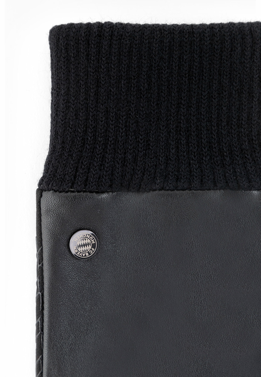 FC BAYERN CASUAL - black