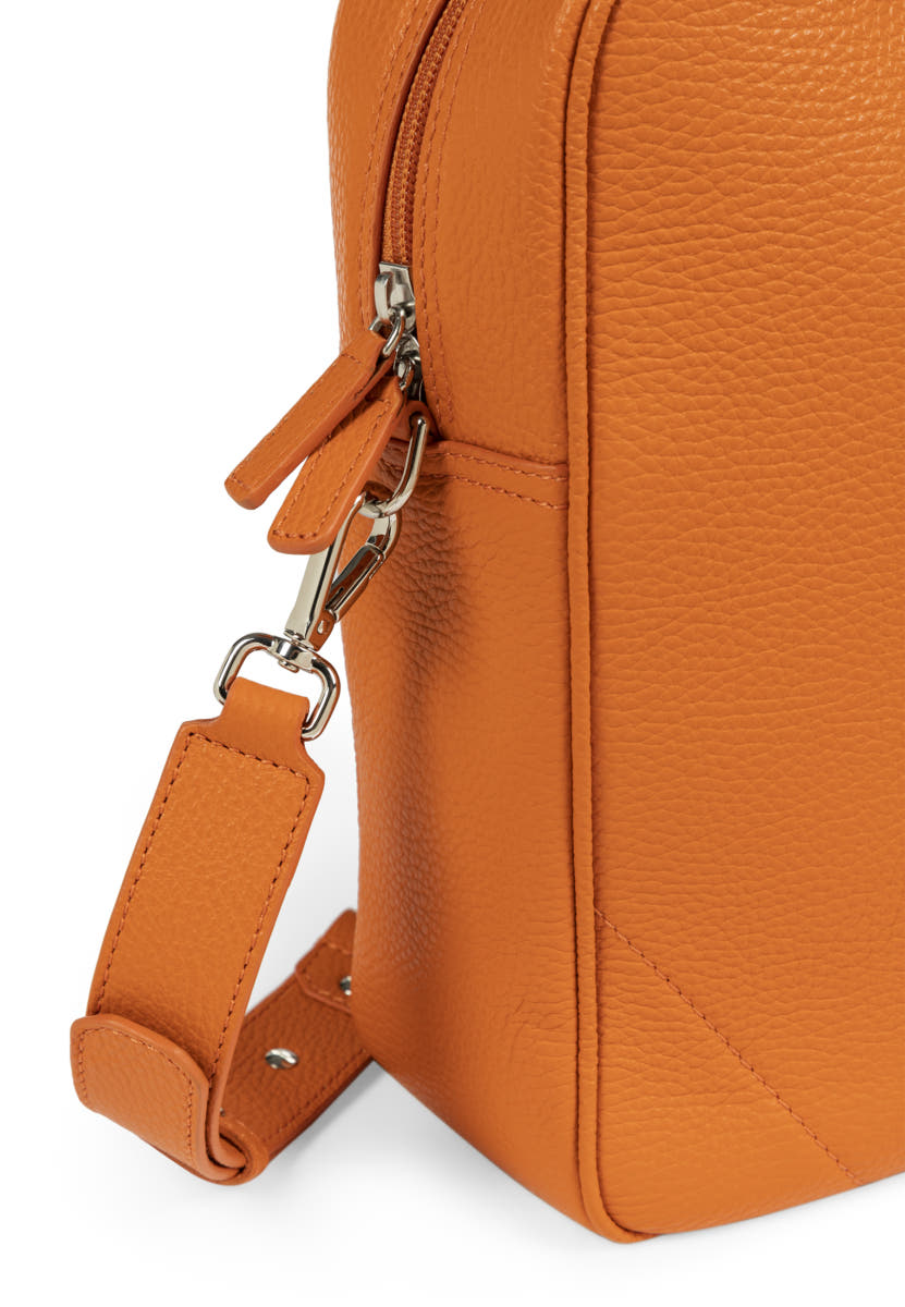 Elin one large - brick