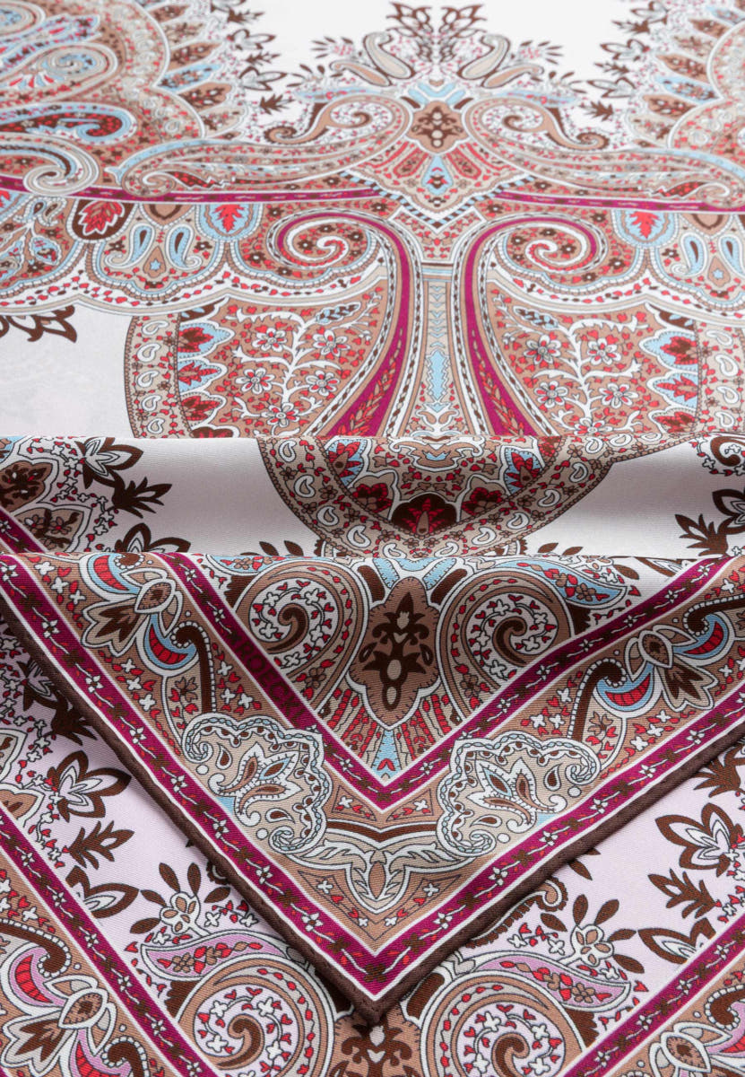 Paisley Reflection 90x90  - multi taupe
