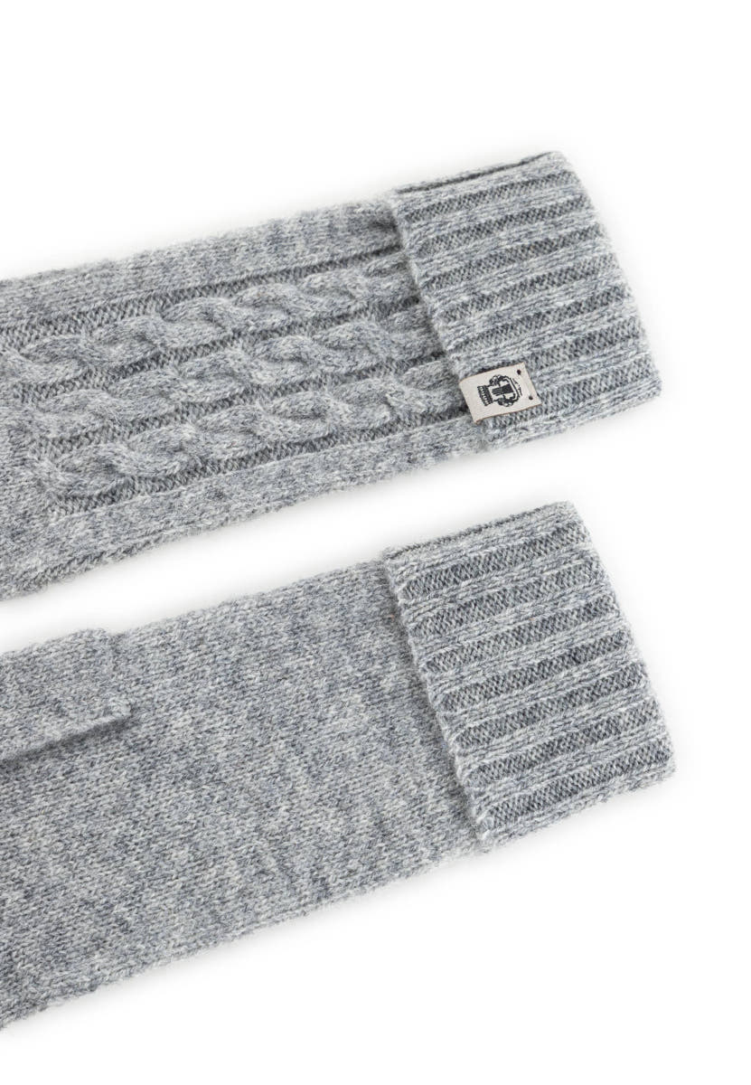 Cabled Charm Strickhandschuhe - flanell