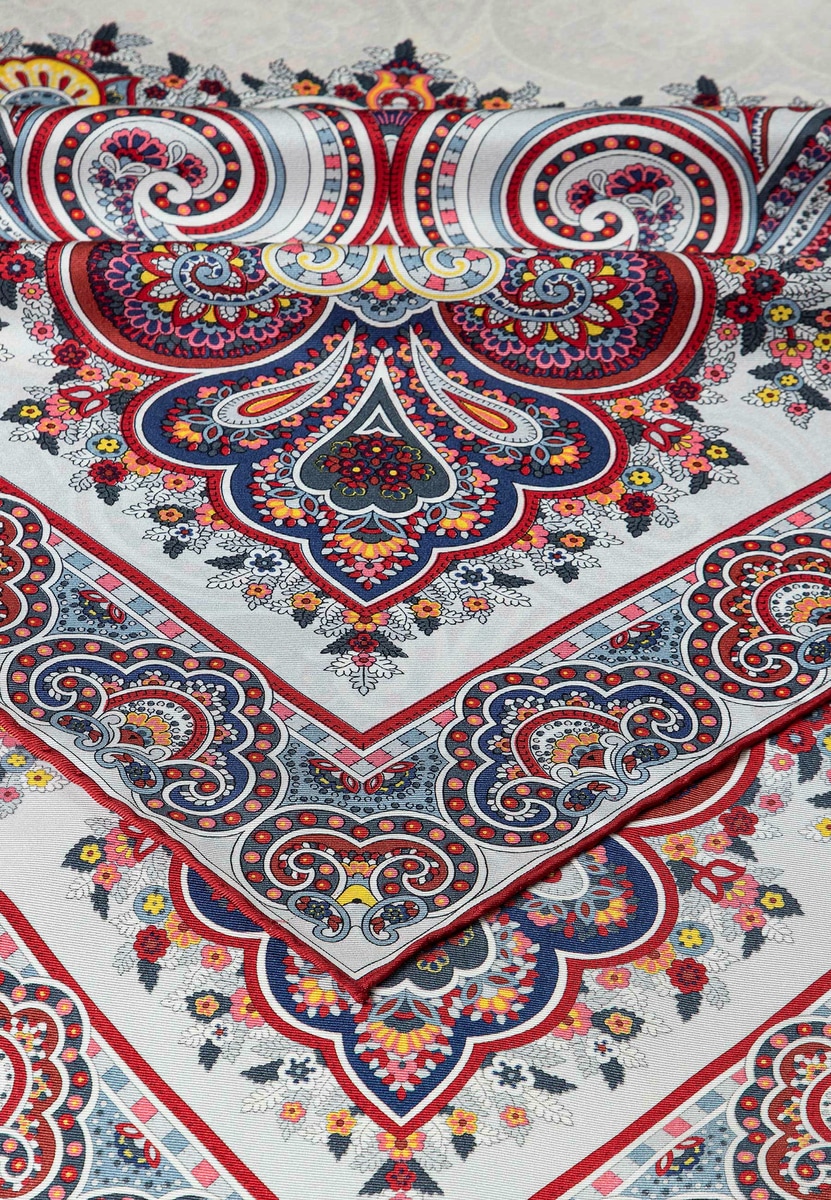 Square Garden Paisley 90x90 - multi granat