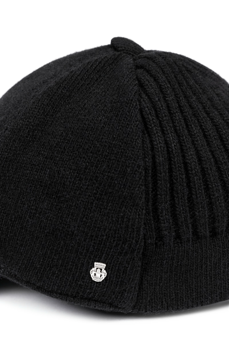 Benson - black