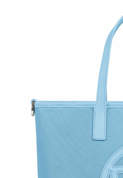 Navia medium - sky