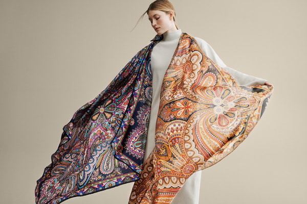 Aesthetic Paisley 140x140 - multi royal