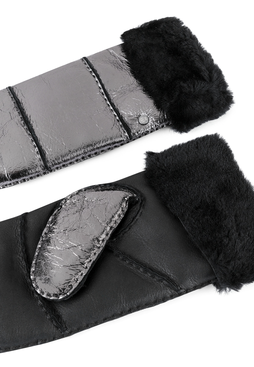 Salla Faeustling - gunmetall