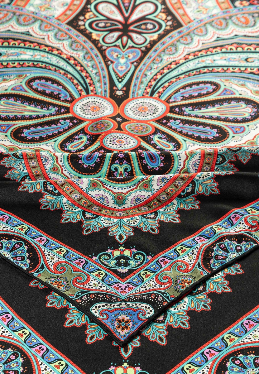 Aesthetic Paisley 140x140  - black/red