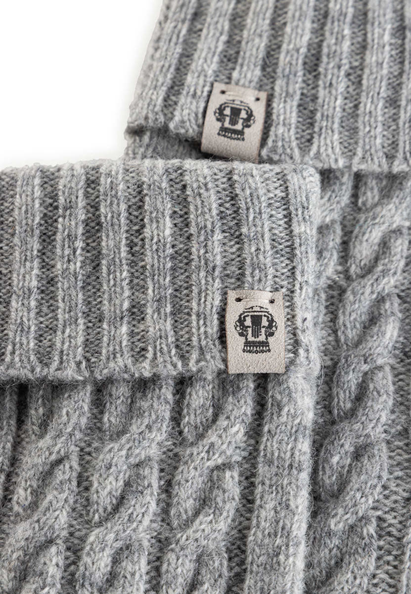 Cabled Charm Strickhandschuhe  - flanell